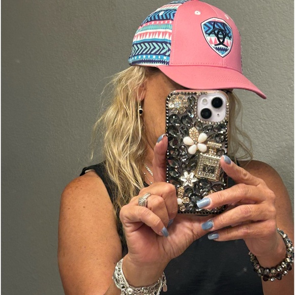 Ariat Pink Lucy Aztec print SnapBack Youth Cap One Size fits Most - Picture 8 of 8